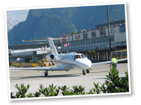 Flugzeug chartern, Flugplatz Lahr, Flugschule Baden, Flugzeuge