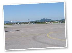 Flugzeug chartern, Flugplatz Lahr, Flugschule Baden